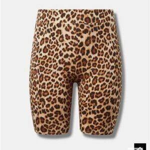 NWT Torrid Signature Waist Pocket Bike Short Leopard plus size 4x -